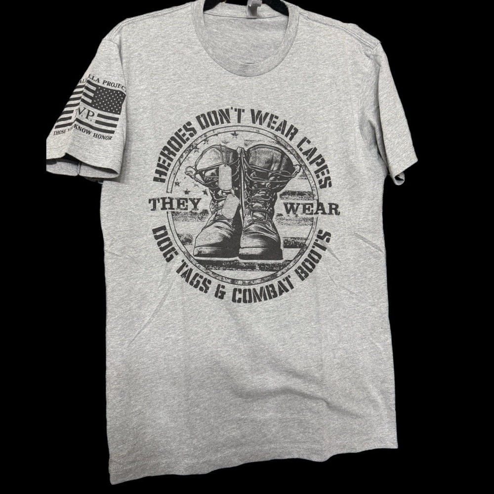 NWOT Til Vahalla Project Men’s Gray Graphic T-Shirt